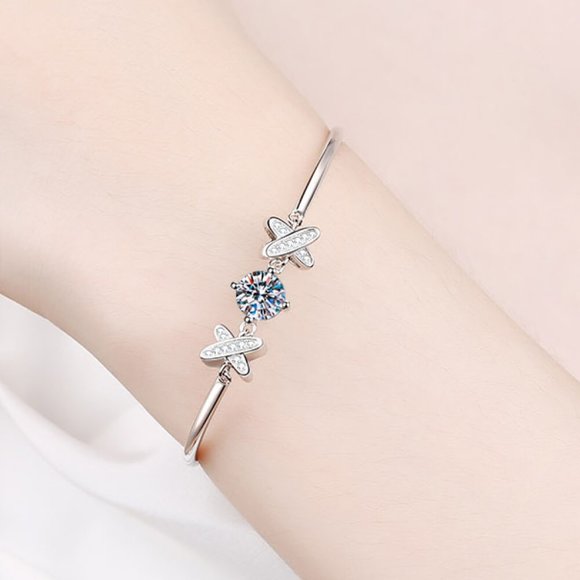 Happy State of Mind 1 Carat Moissanite Bracelet For Women - Picture 2 of 6